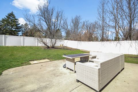Tiny photo for 230 Millford Lane, Bloomingdale, IL 60108 (MLS # 12622792)