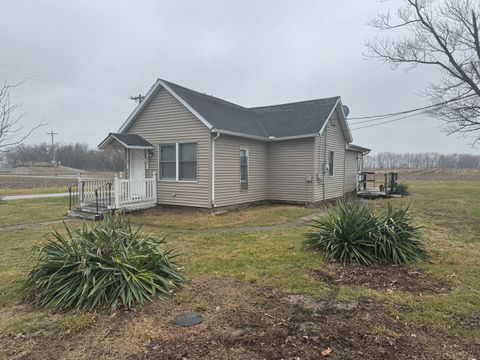 Photo of 319 Missouri Street, Atwood, IL 61913 (MLS # 12585737)