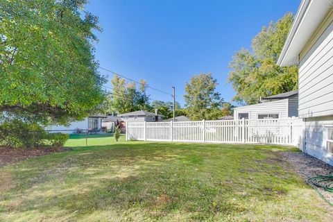 Tiny photo for 333 W Goebel Drive, Lombard, IL 60148 (MLS # 12492189)