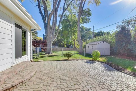 Tiny photo for 333 W Goebel Drive, Lombard, IL 60148 (MLS # 12492189)