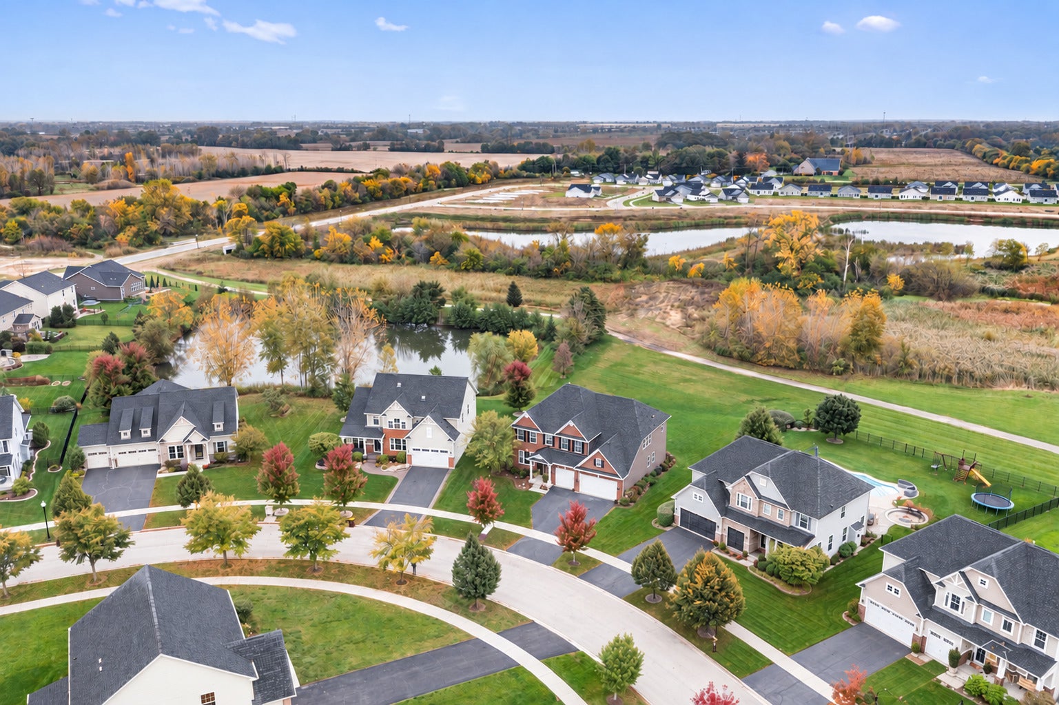 957 Glacial Falls Drive