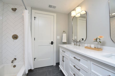 Tiny photo for 226 Biltmore Drive, North Barrington, IL 60010 (MLS # 12676203)