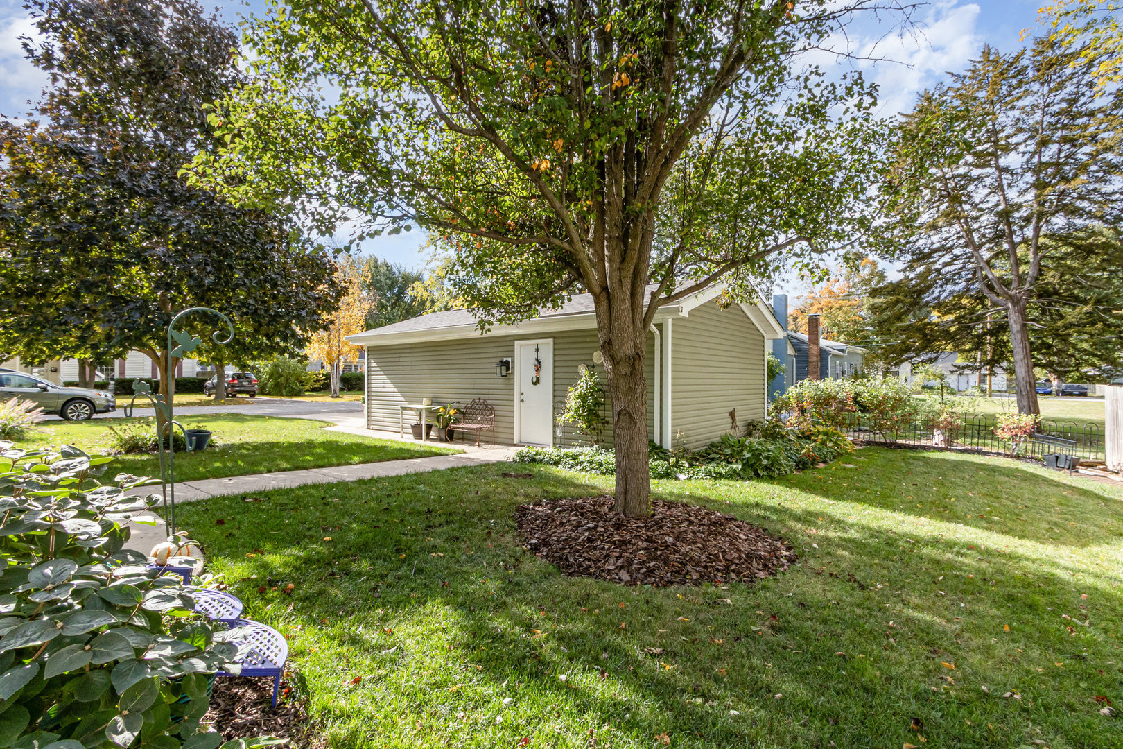 17 E Charles Street