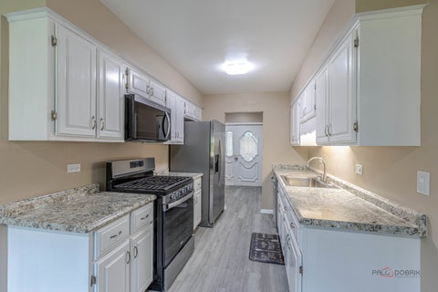 Tiny photo for 17108 Evans Drive, South Holland, IL 60473 (MLS # 12696436)