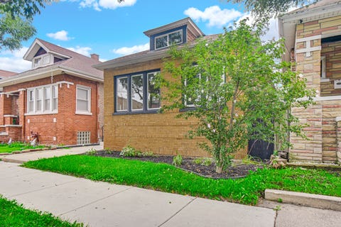 Tiny photo for 6543 S Francisco Avenue, Chicago, IL 60629 (MLS # 12737175)