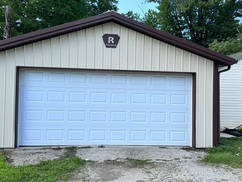 Tiny photo for 203 W Poplar Street, Odin, IL 62870 (MLS # 12690658)