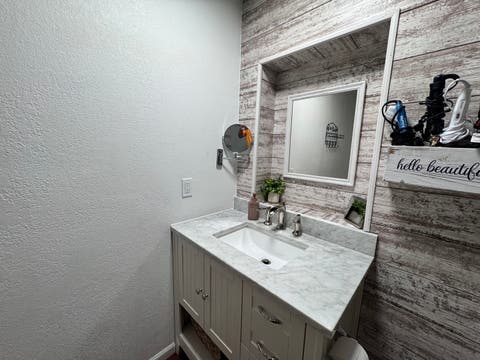 Tiny photo for 203 W Poplar Street, Odin, IL 62870 (MLS # 12690658)