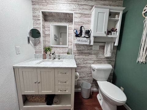Tiny photo for 203 W Poplar Street, Odin, IL 62870 (MLS # 12690658)