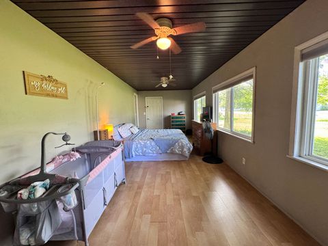 Tiny photo for 203 W Poplar Street, Odin, IL 62870 (MLS # 12690658)