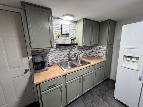 Tiny photo for 203 W Poplar Street, Odin, IL 62870 (MLS # 12690658)