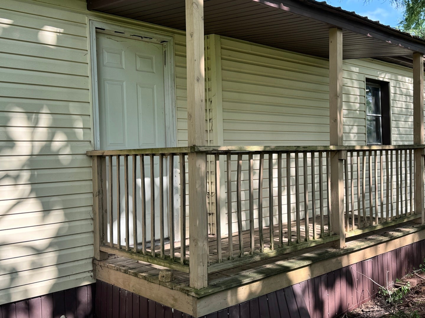 203 W Poplar Street