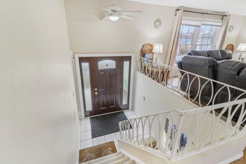 Tiny photo for 712 Dante Court, Schaumburg, IL 60193 (MLS # 12488301)