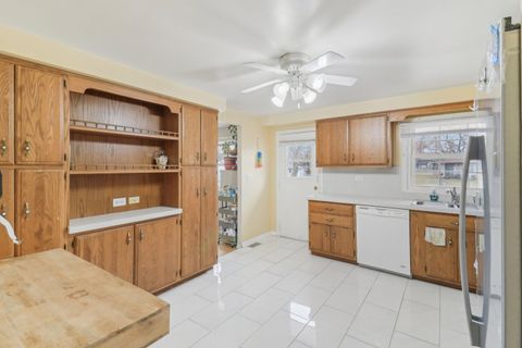 Tiny photo for 712 Dante Court, Schaumburg, IL 60193 (MLS # 12488301)