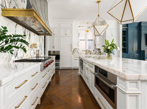 Tiny photo for 3336 N Oakley Avenue, Chicago, IL 60618 (MLS # 12529088)