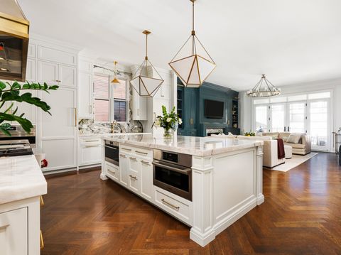 Tiny photo for 3336 N Oakley Avenue, Chicago, IL 60618 (MLS # 12529088)