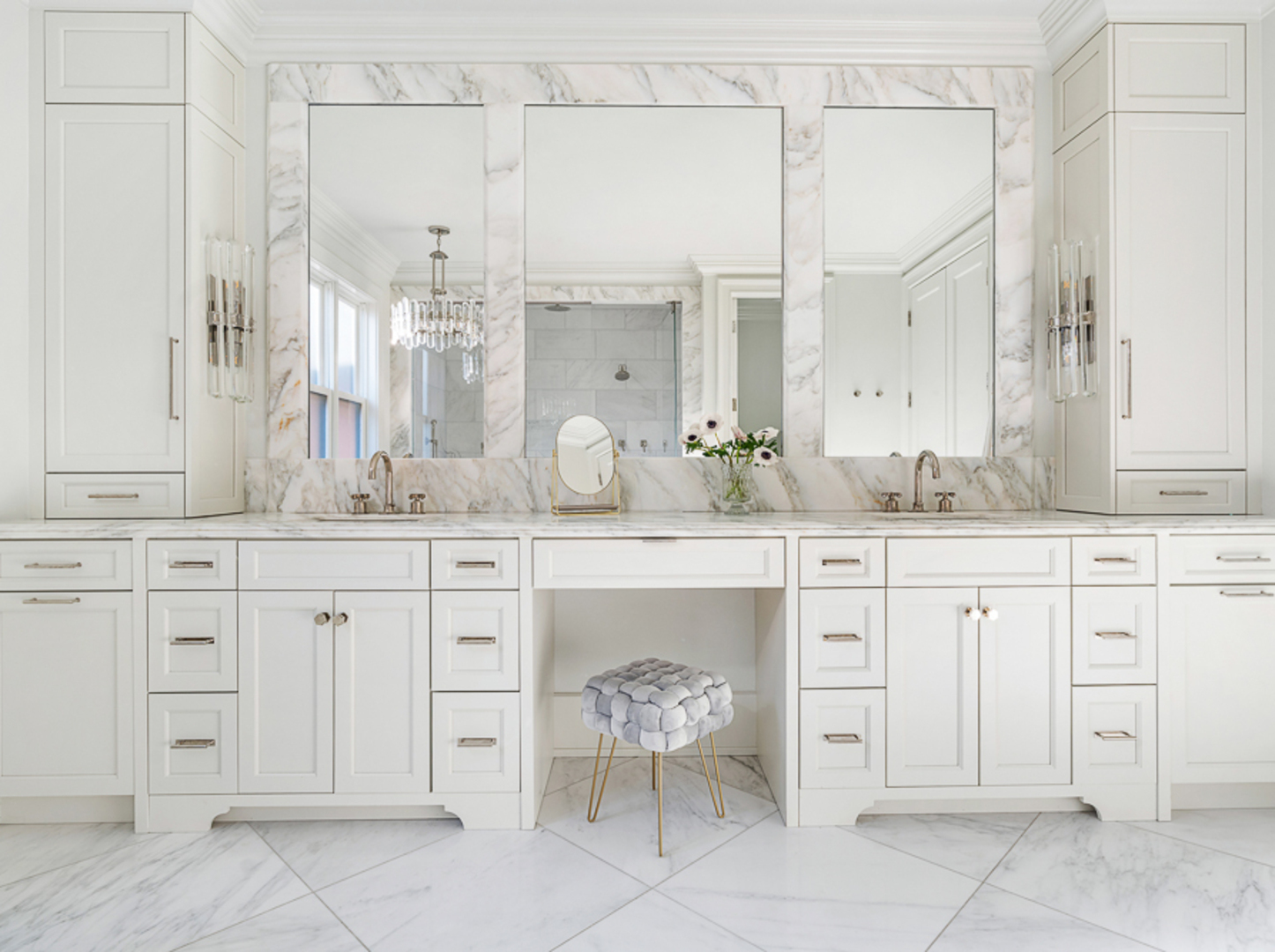 Chicago, Illinois 60618, United States, 8 Bedrooms Bedrooms, ,6 BathroomsBathrooms,Residential,Active,254077