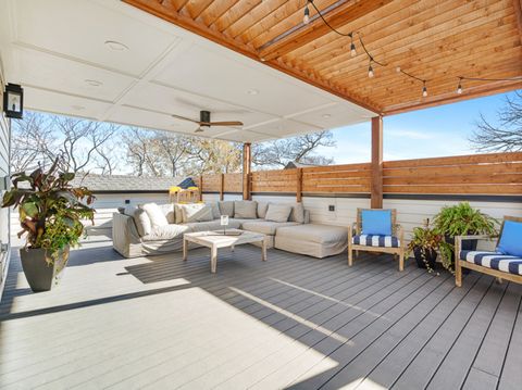 Tiny photo for 3336 N Oakley Avenue, Chicago, IL 60618 (MLS # 12529088)