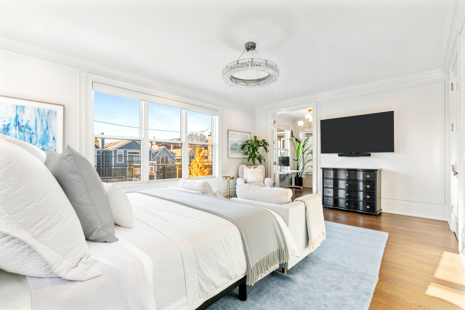 Chicago, Illinois 60618, United States, 8 Bedrooms Bedrooms, ,6 BathroomsBathrooms,Residential,Active,254077