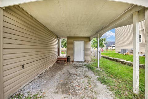 Tiny photo for 906 E Newkirk Street, Tuscola, IL 61953 (MLS # 12695129)