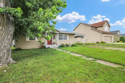 Tiny photo for 906 E Newkirk Street, Tuscola, IL 61953 (MLS # 12695129)