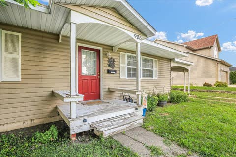 Tiny photo for 906 E Newkirk Street, Tuscola, IL 61953 (MLS # 12695129)