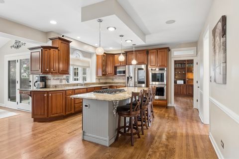 Tiny photo for 2321 Courtland Court, Aurora, IL 60502 (MLS # 12605712)