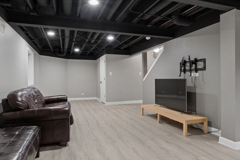 Tiny photo for 2321 Courtland Court, Aurora, IL 60502 (MLS # 12605712)