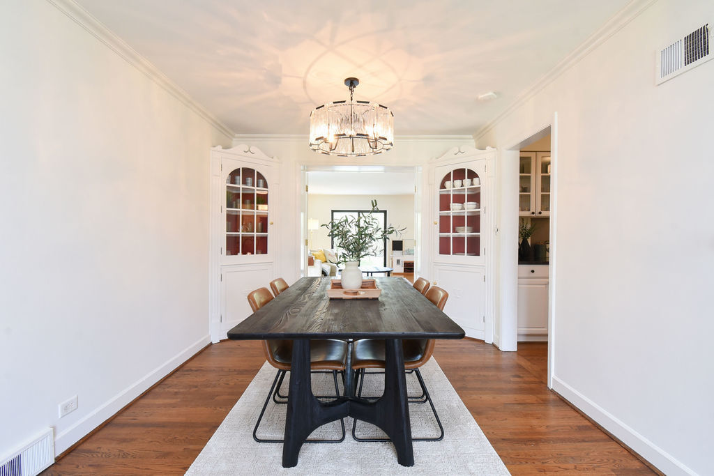 4732 Wolf Road