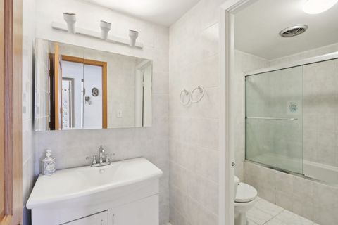 Tiny photo for 810 Silver Rock Lane, Buffalo Grove, IL 60089 (MLS # 12593508)