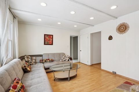 Tiny photo for 810 Silver Rock Lane, Buffalo Grove, IL 60089 (MLS # 12593508)