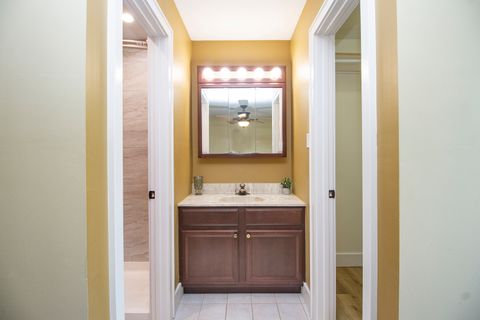 Tiny photo for 18079 Live Oak Court #1616, Tinley Park, IL 60477 (MLS # 12610101)