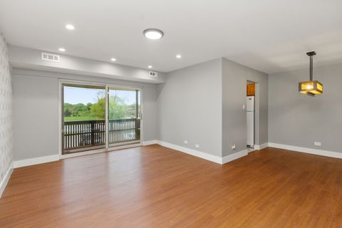 Tiny photo for 18079 Live Oak Court #1616, Tinley Park, IL 60477 (MLS # 12610101)