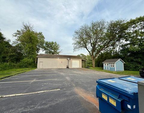 Tiny photo for 14401 Pulaski Road, Midlothian, IL 60445 (MLS # 12538618)