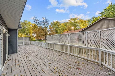 Tiny photo for 1045 Linda Lane, Lake Holiday, IL 60548 (MLS # 12619430)