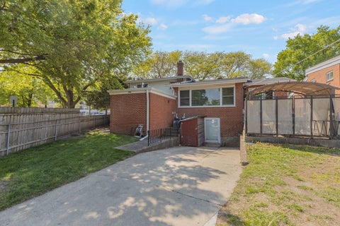 Tiny photo for 8901 Niles Center Road, Skokie, IL 60076 (MLS # 12639222)