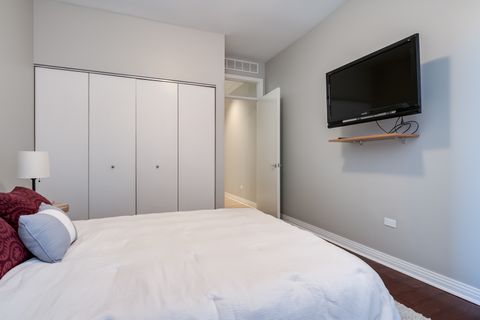 Tiny photo for 550 W Fulton Street #301, Chicago, IL 60661 (MLS # 12467829)