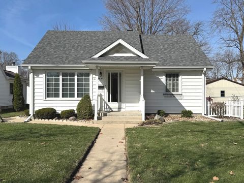 Photo of 665 S May Avenue, Kankakee, IL 60901 (MLS # 12599478)