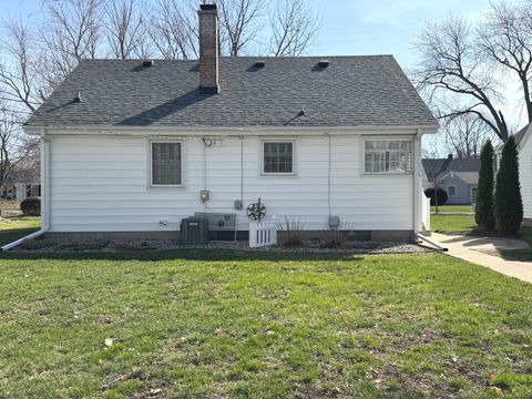 Tiny photo for 665 S May Avenue, Kankakee, IL 60901 (MLS # 12599478)