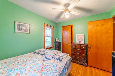 Tiny photo for 17949 Escanaba Avenue, Lansing, IL 60438 (MLS # 12605355)