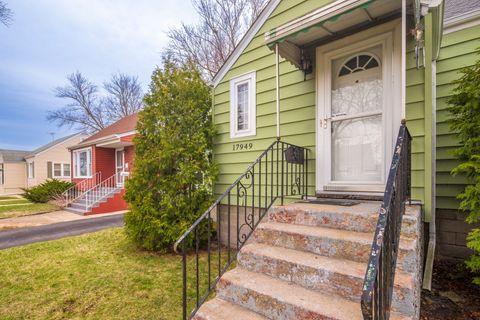 Tiny photo for 17949 Escanaba Avenue, Lansing, IL 60438 (MLS # 12605355)