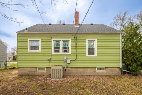 Tiny photo for 17949 Escanaba Avenue, Lansing, IL 60438 (MLS # 12605355)