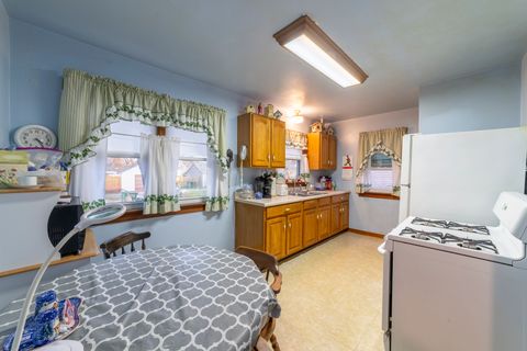 Tiny photo for 17949 Escanaba Avenue, Lansing, IL 60438 (MLS # 12605355)