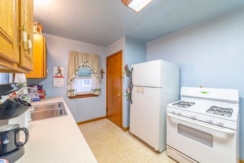 Tiny photo for 17949 Escanaba Avenue, Lansing, IL 60438 (MLS # 12605355)