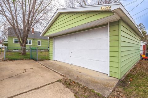 Tiny photo for 17949 Escanaba Avenue, Lansing, IL 60438 (MLS # 12605355)