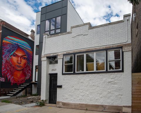 2021 S Throop Street Chicago IL 60608