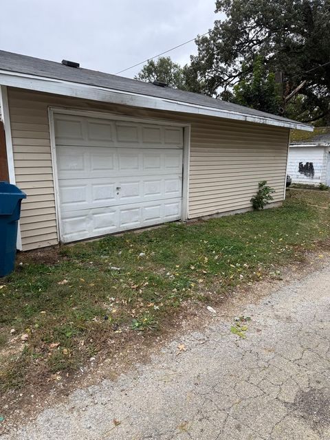 Tiny photo for 393 N 6th Avenue, Kankakee, IL 60901 (MLS # 12494539)