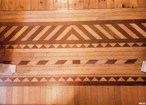 Tiny photo for 122 W SOUTH Street, Geneseo, IL 61254 (MLS # QC4269419)