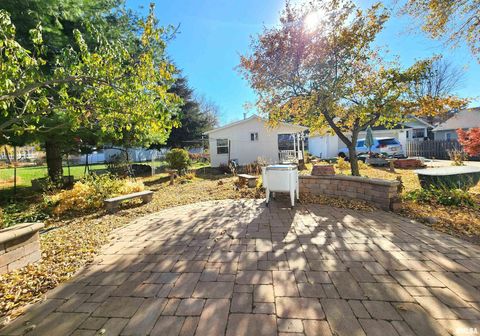 Tiny photo for 122 W SOUTH Street, Geneseo, IL 61254 (MLS # QC4269419)