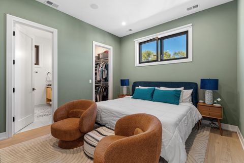 Tiny photo for 3018 W Lyndale Street N #3, Chicago, IL 60647 (MLS # 12493854)