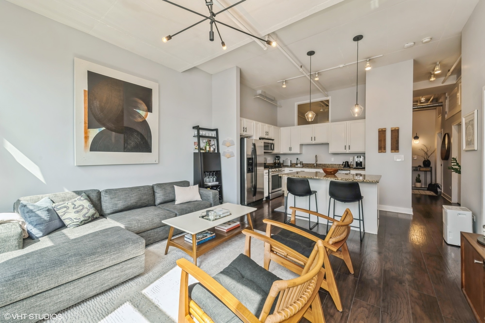 740 W Fulton Street 1306